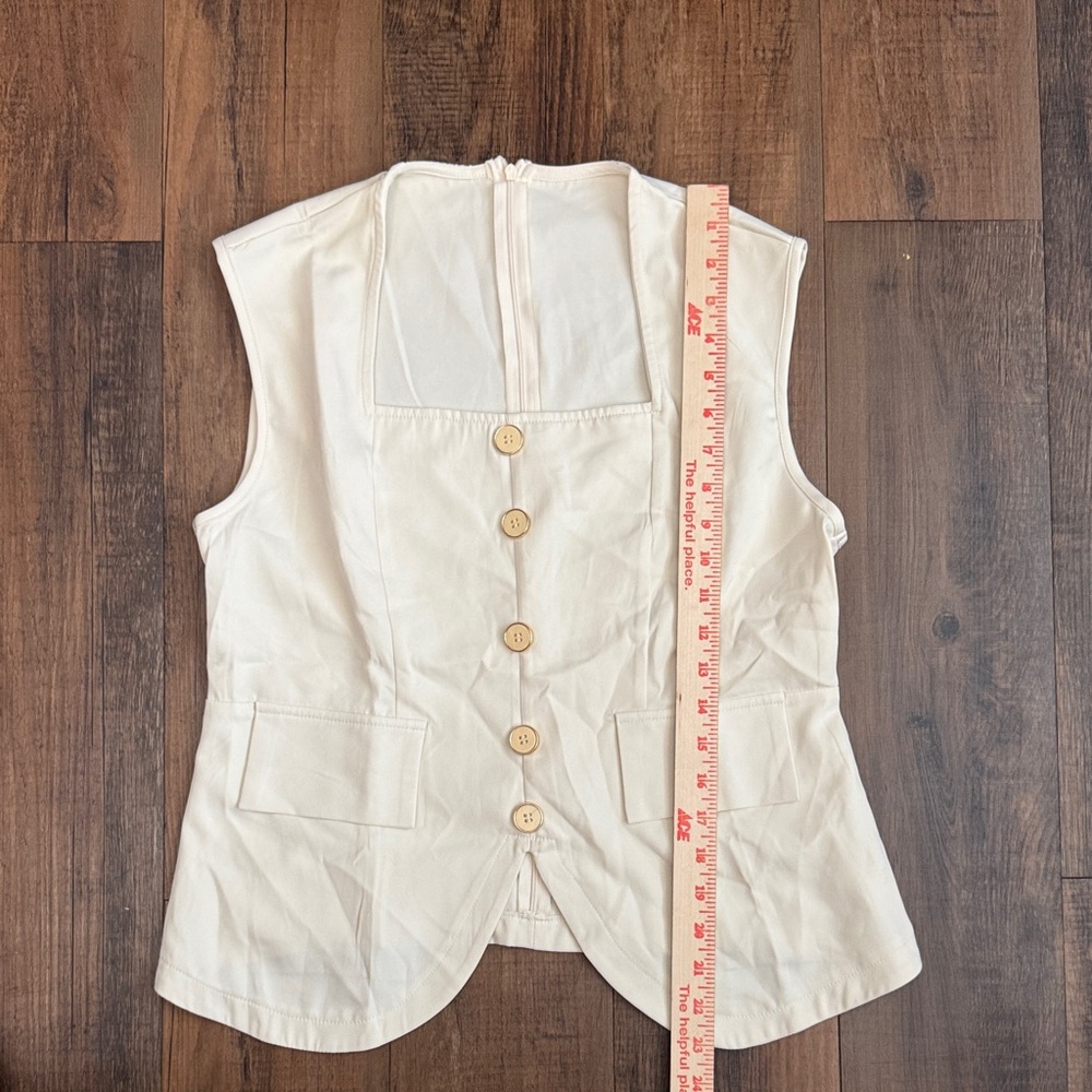 Womens Cream Button-Front - Picture 4 of 7